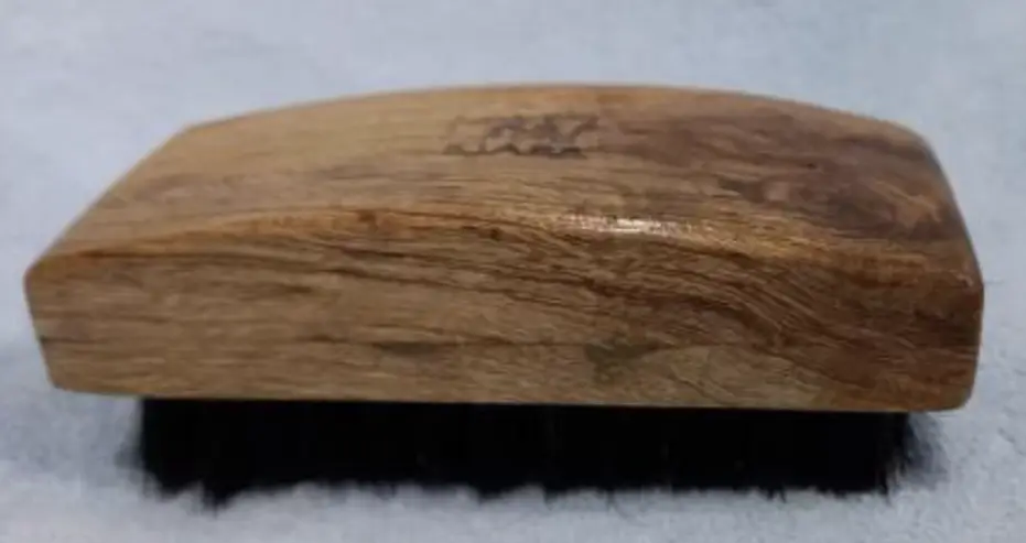 KIAKA Wooden Shoe Brush