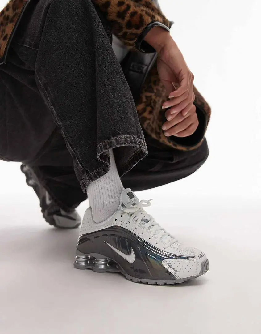 Nike shox R4