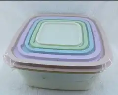 Plastic container 11