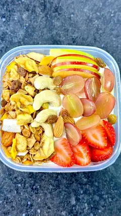 PREMIUM YOGHURT PARFAIT