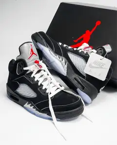 Air Jordan 5 Retro OG "Black Metallic Reimagined"